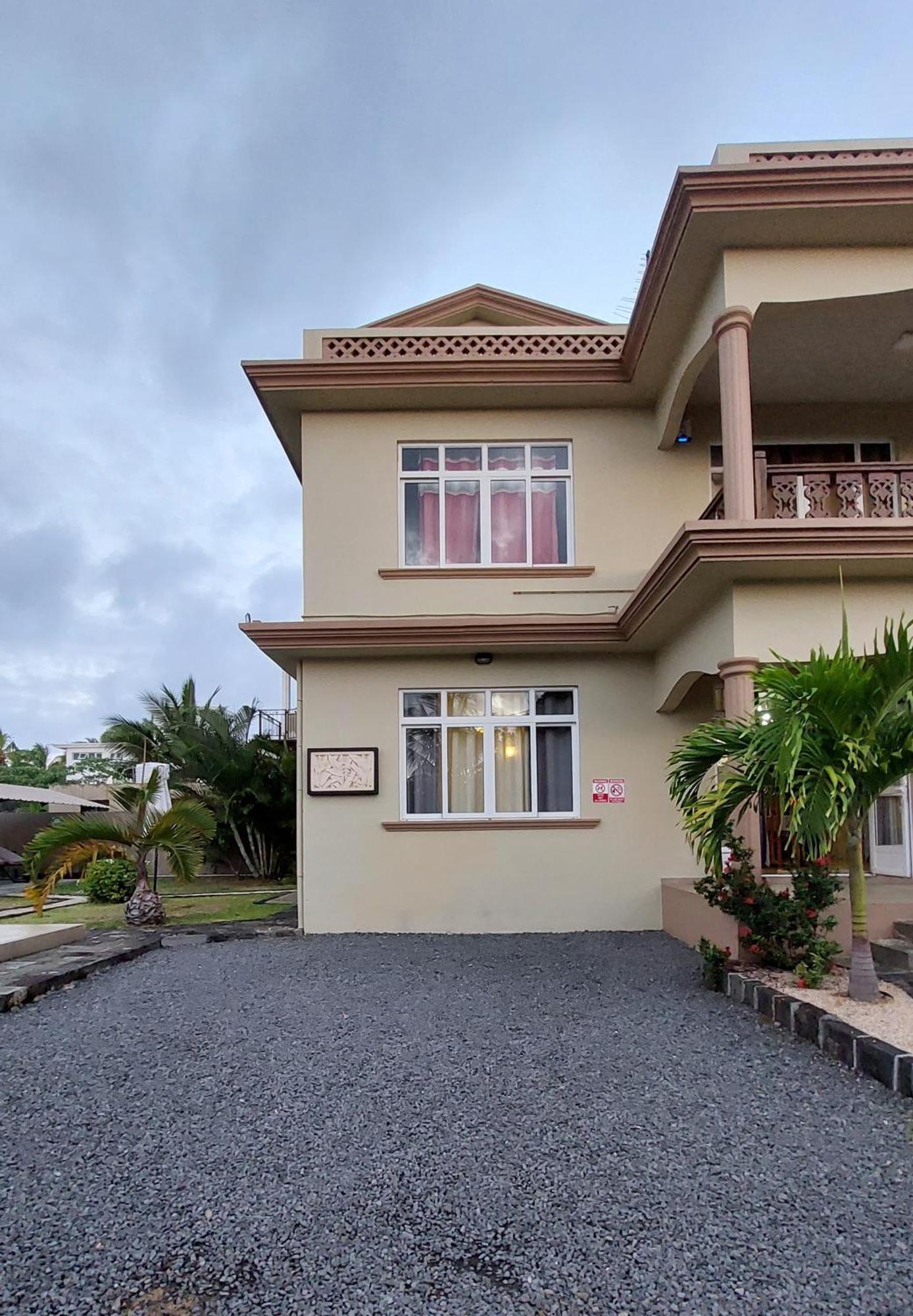 Jehan Tourist Villa *